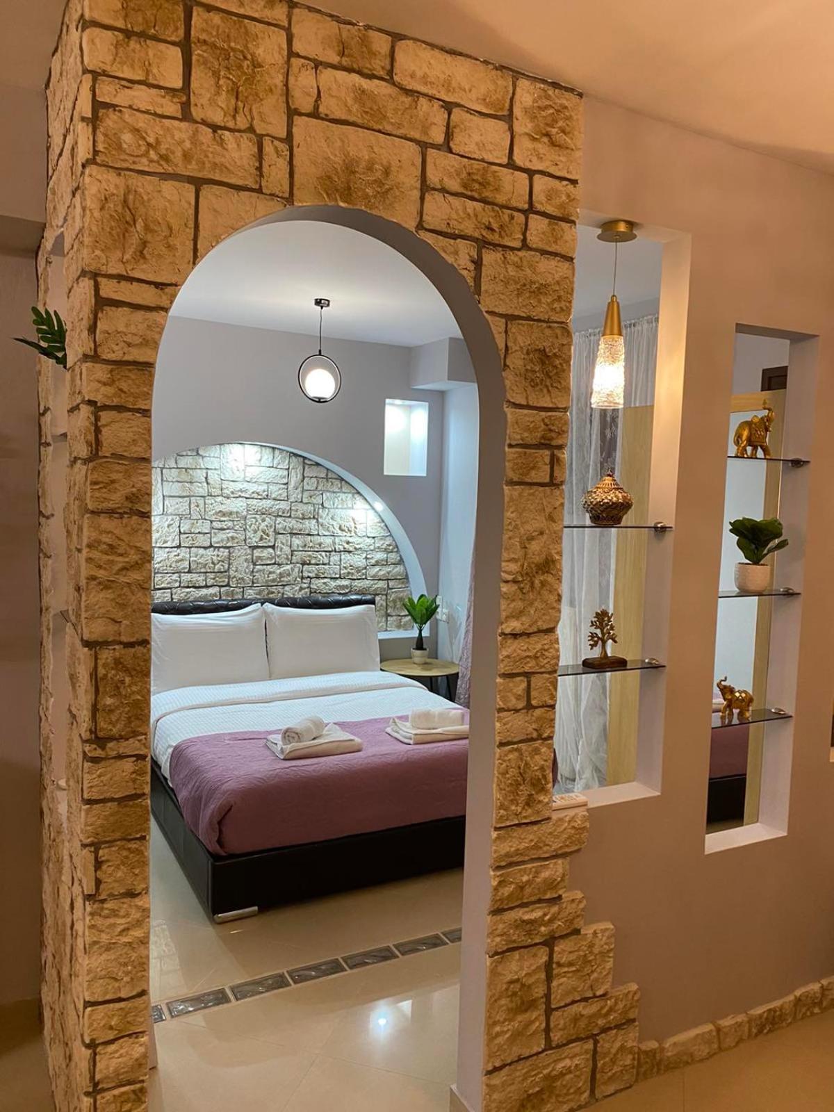 In The Castle Ii- House Apartment Ioannina Room photo